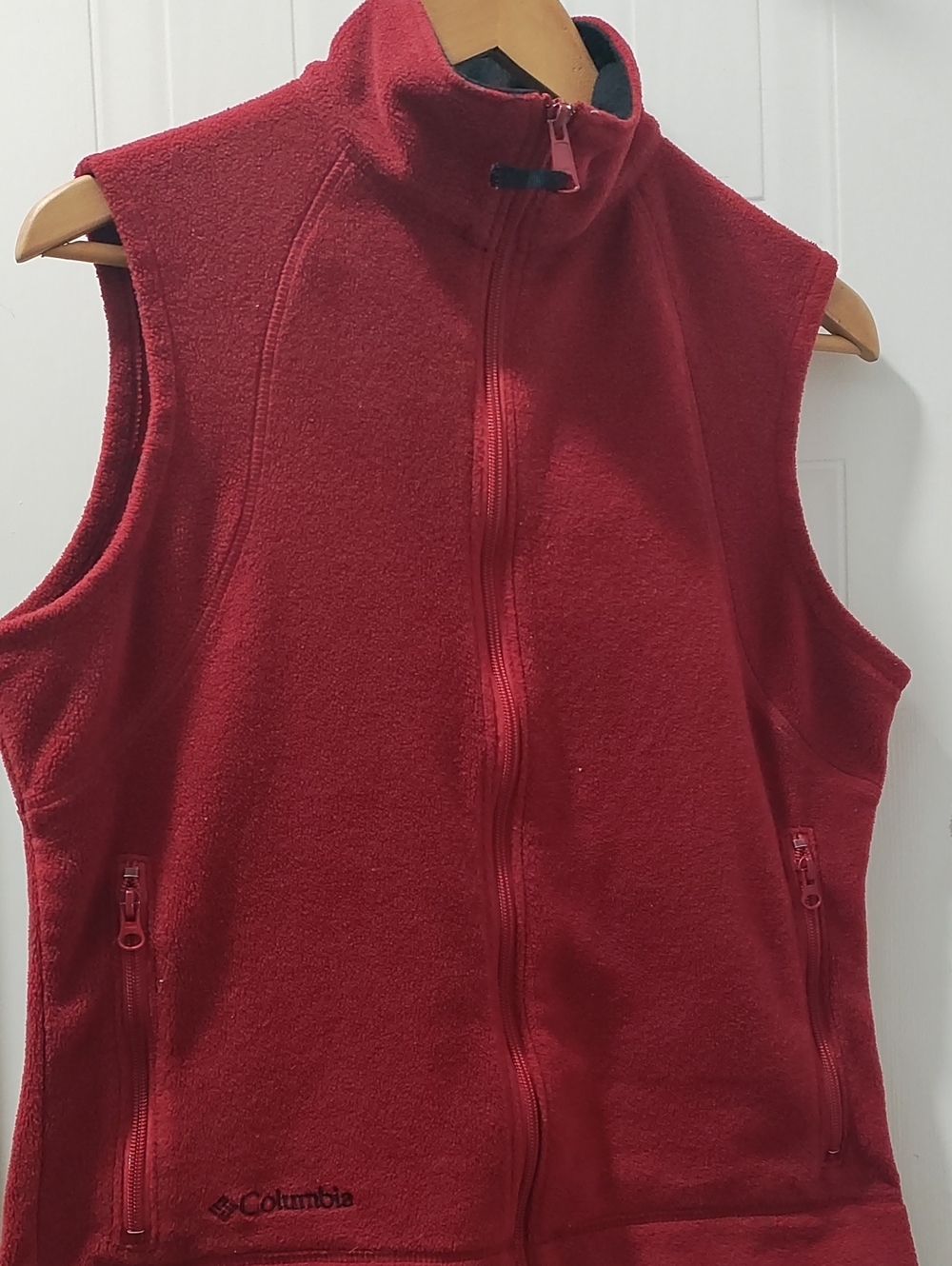 Columbia Men’s Red Full‑Zip Fleece Vest